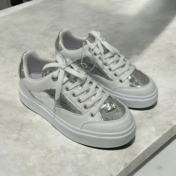 Guess Women’s Shoes Sneaker White / Metalic Size 10 New - Picture 2 of 6